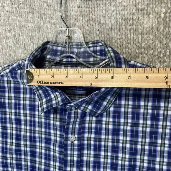 IZOD Plaid Button Down Mens Dress XL Shirt Soft Washed Essentials Regular Fit - Picture 3 of 11
